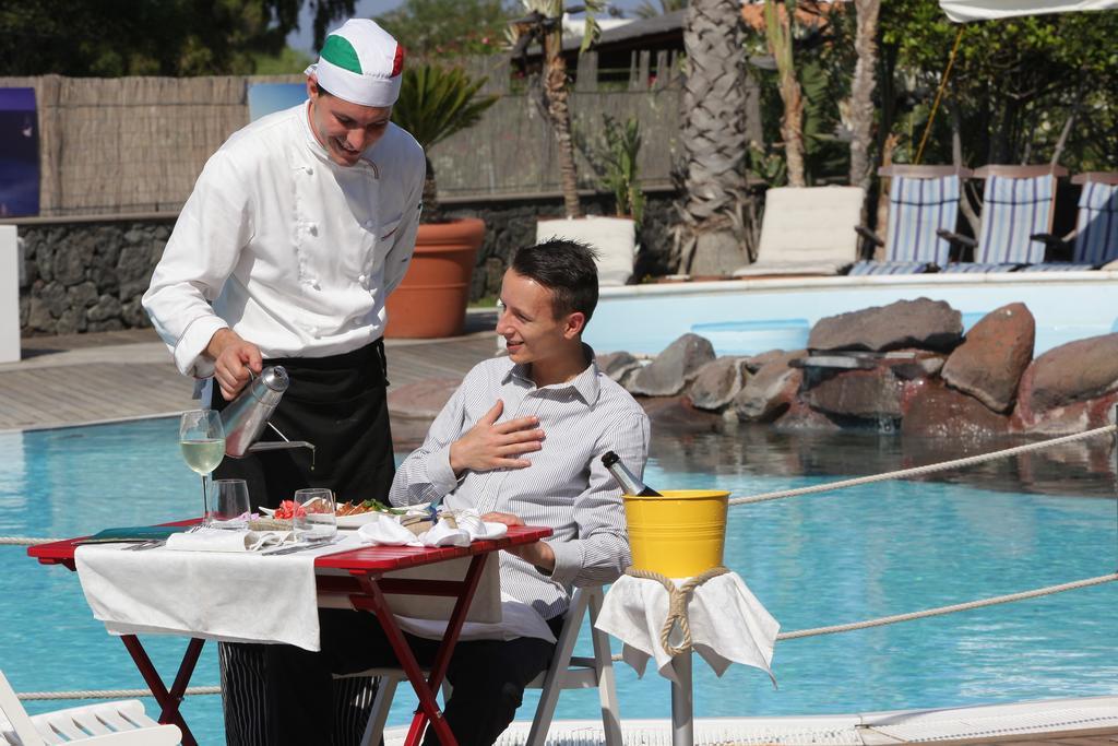 Hotel Orsa Maggiore Vulcano  Esterno foto
